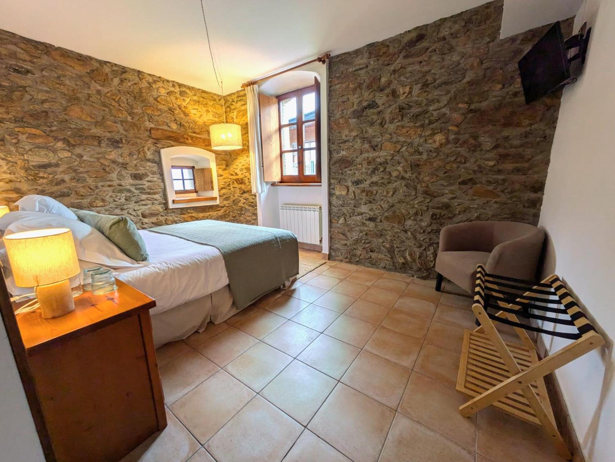 Fonda Dels Pics Hotel Escardacs Buitenkant foto