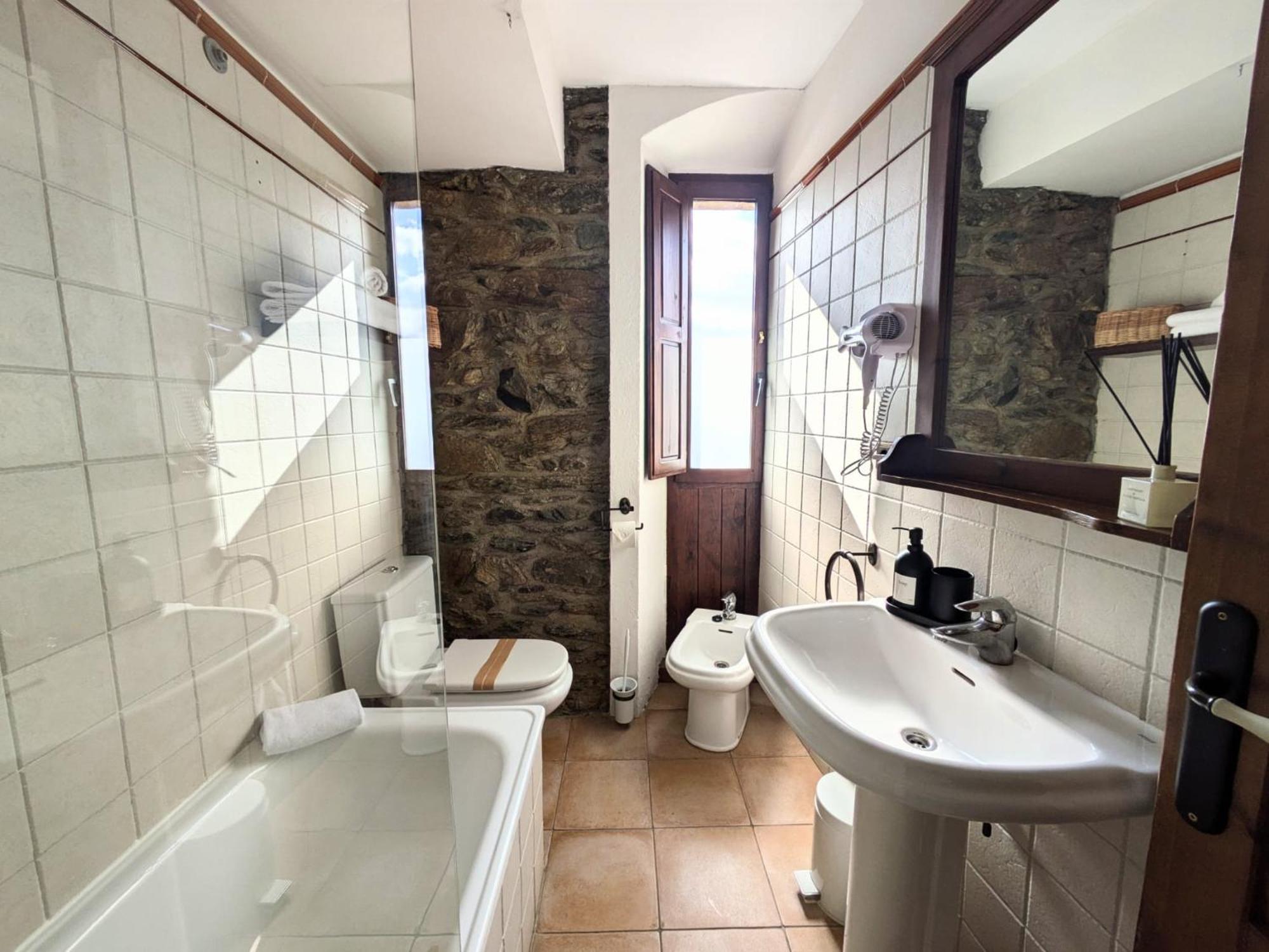 Fonda Dels Pics Hotel Escardacs Buitenkant foto